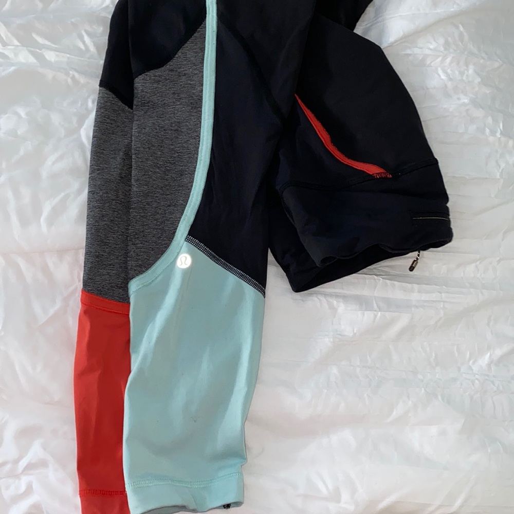 Lululemon color block legging (size 4)